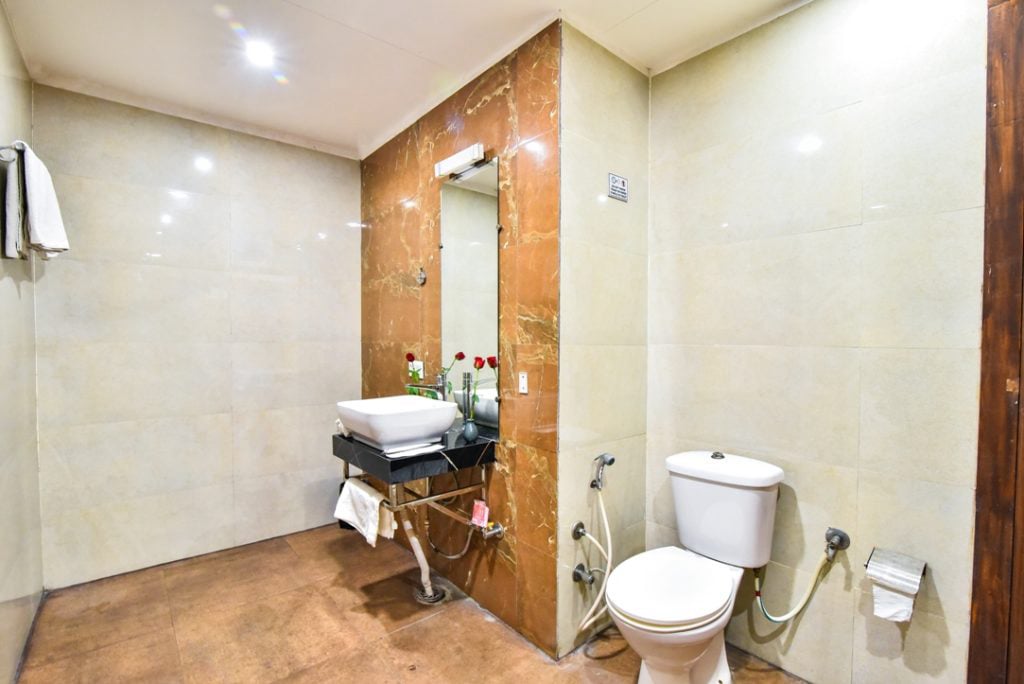 Best budget luxury hotel in amritsar